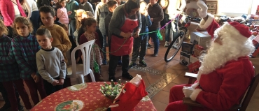 Papá Noel visita Nerva