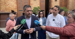 PSOE respalda moción censura